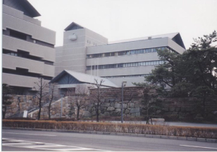 香川県県民ホール殿